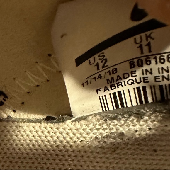 Nike React Shoes - Picture 5 of 5